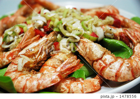 椒盐蝦（エビの胡椒炒め） 1478556