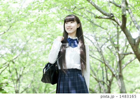 制服姿の女子高生 1483165