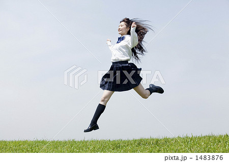 制服姿の女子高生の写真素材