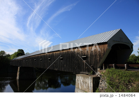 Covered Bridge 1484064