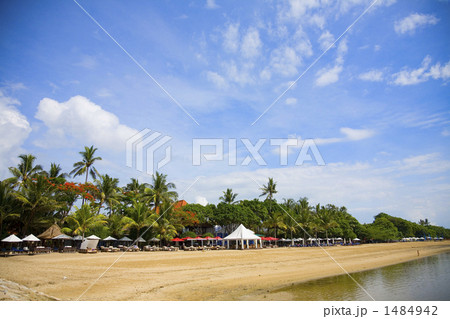 バリ島の海辺 1484942