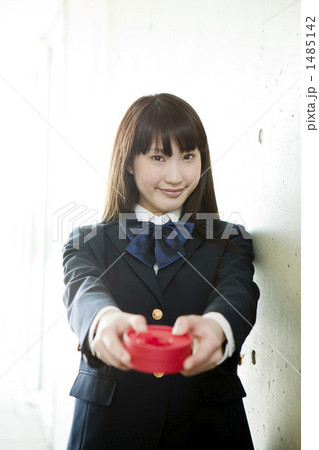 制服姿の女子高生 制服姿の女子高生 1485142