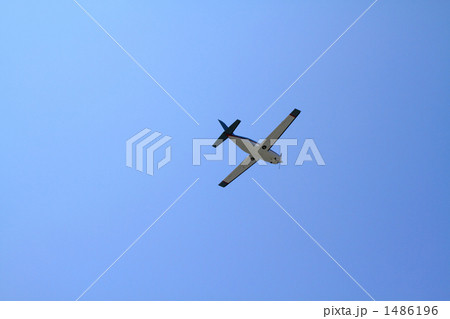 小型機離陸*1* 1486196