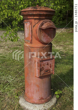 赤いポスト 1486751