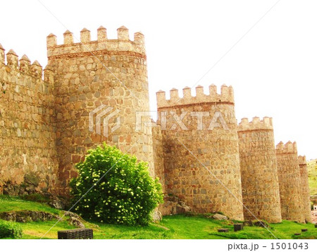 スペインのアビラの城壁 1501043