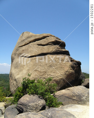 王子ヶ岳のニコニコ岩 1502281