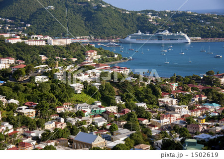 シャーロットアマリに停泊する豪華クルーズ船 シャーロットアマリに停泊する豪華クルーズ船 1502619