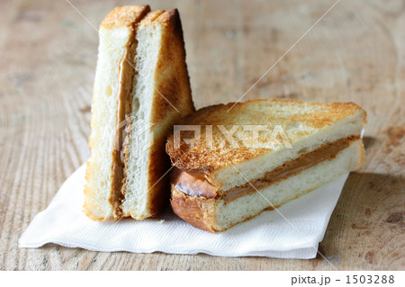 ピーナッツバターサンドイッチ 1503288