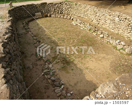 世界遺産 オリンピアの考古遺跡 の ゼウスの祭壇 ギリシャ の写真素材