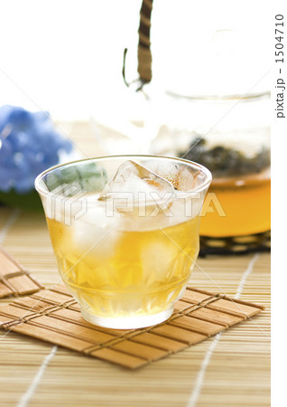 冷やしウーロン茶 冷やしウーロン茶 1504710