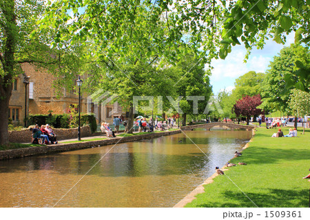 ボートン・オン・ザ・ウォーターの町並み ボートン・オン・ザ・ウォーターの町並み 1509361
