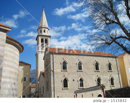 モンテネグロの美しき街並み 1515832