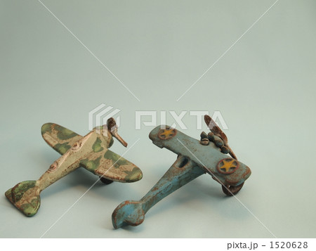 おもちゃの飛行機 おもちゃの飛行機 1520628