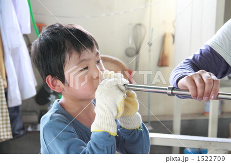 夏休み体験イメージ：吹きガラス体験 1522709