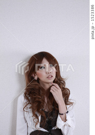 Cute Woman 1523386