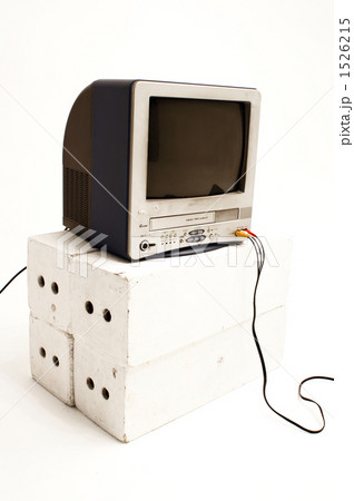 白い部屋とテレビ 1526215