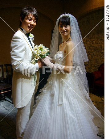 結婚 ブライダル ウェディング (夫婦 新婚 挙式 ドレス タキシード 花嫁 花婿 新郎 新婦) 1527786