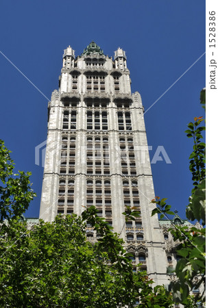 築９７年の超高層ビル 1528386