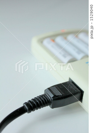充電式電池と充電器 充電式電池と充電器 1529040