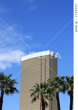 ドナルド・トランプ 1529197