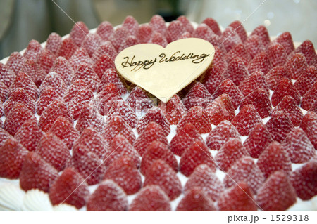 ウェディングケーキ 1529318