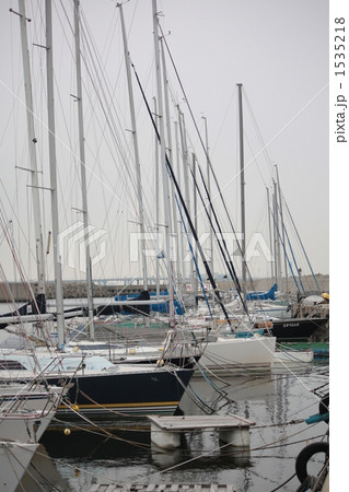ヨットハーバー 1535218