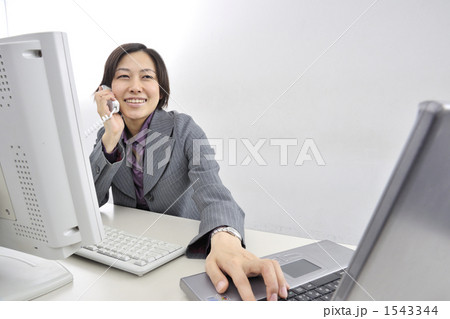1543344