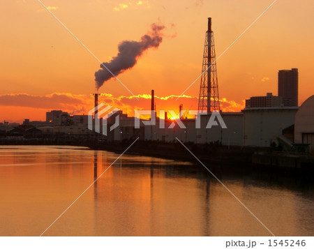工業地帯の夕日 工業地帯の夕日 1545246
