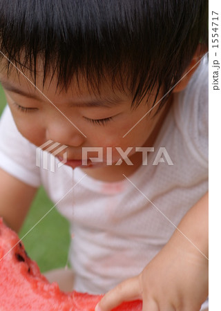 すいか　がぶり 1554717