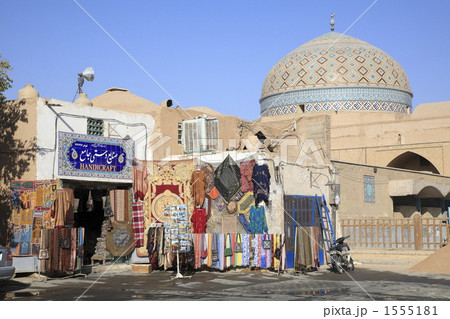 マスジェデ・ジャーメと土産物屋 1555181