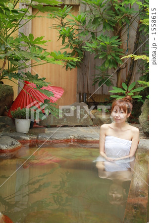 渋温泉かめや旅館温泉にて 1558615