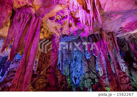 桂林の蘆笛岩鍾乳洞 1562267