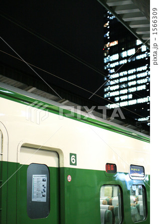 夜の新幹線 夜の新幹線 1566309