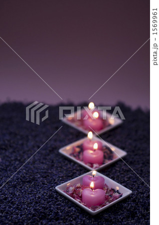 ラベンダーとアロマキャンドル 1569961