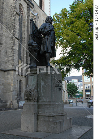 聖トーマス教会のバッハ像 1571487
