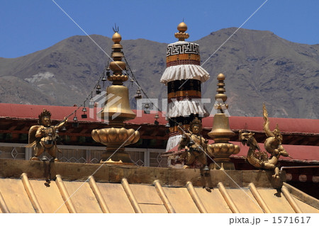 青空と仏塔(中国チベット) 青空と仏塔(中国チベット) 1571617