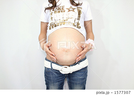妊婦のお腹 妊婦のお腹 1577307