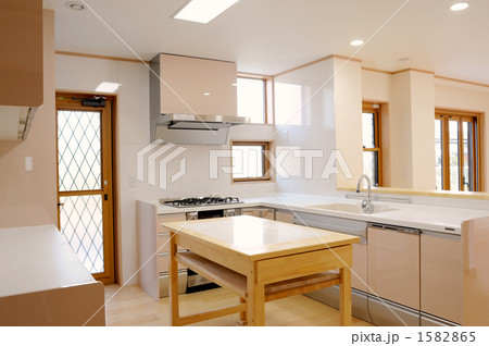 新築住宅の台所 新築住宅の台所 1582865