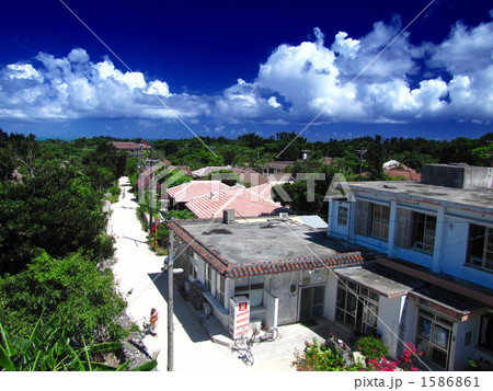 竹富島 なごみの塔からの俯瞰 北西 1586861