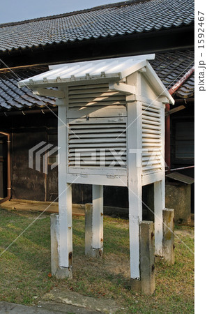 酒田散歩・百葉箱 1592467