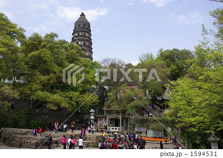 東洋のピサの斜塔 虎丘(古代 呉の国の王の墳墓) 東洋のピサの斜塔 虎丘(古代 呉の国の王の墳墓) 1594531
