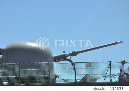 護衛艦の機関砲 1596584