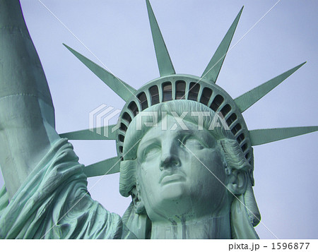 ニューヨークの自由の女神像の顔アップの写真素材