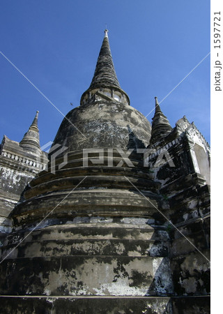 ワット・プラ・シーサンペットの仏塔 1597721