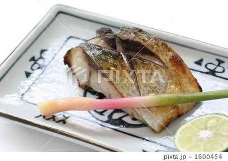 松輪の鯖の塩焼き 1600454