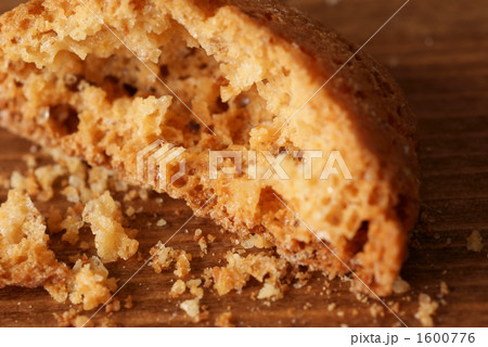 アマレッティ　中身 1600776