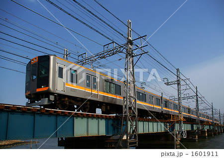 伝法大橋を渡る阪神9000系電車 伝法大橋を渡る阪神9000系電車 1601911
