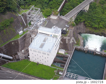 水力発電所 1602728