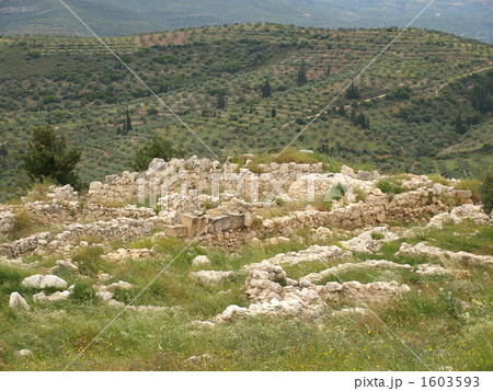 世界遺産「ミケーネとティリンスの 古代遺跡群」の「ミケーネ遺跡の場内の邸宅」(ギリシャ) 世界遺産「ミケーネとティリンスの 古代遺跡群」の「ミケーネ遺跡の場内の邸宅」(ギリシャ) 1603593