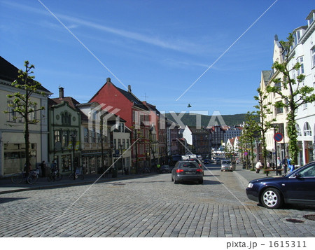 ノルウェー・ベルゲンの港町 1615311